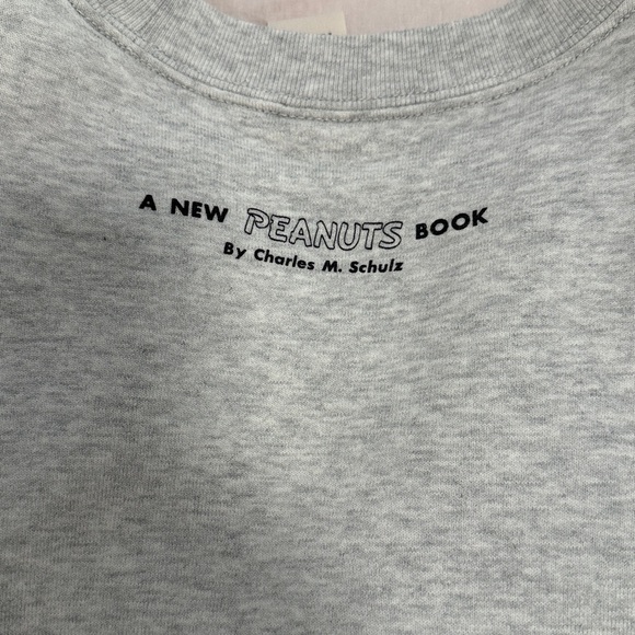 Uniqlo Light Gray Charlie Brown Crewneck Sweater with Excellent Condition - Picture 7 of 9